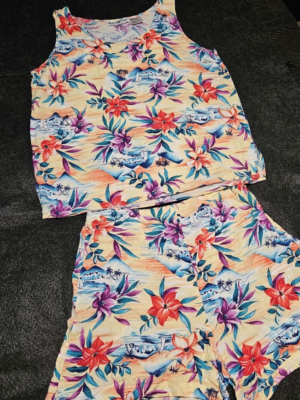 Vtg White Stag Hawaiian Tank & Shorts Women XL Tropical Floral Rayon Button